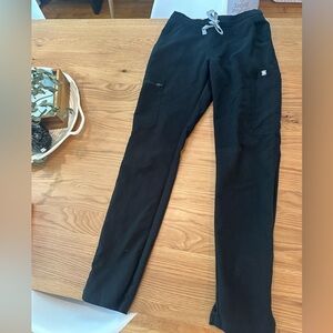 Black Yola Figs scrub pants size xxs
